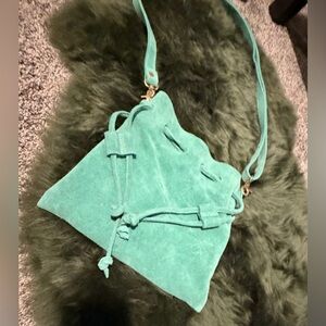 FREE PEOPLE SUEDE BAG 🩵💚🩵